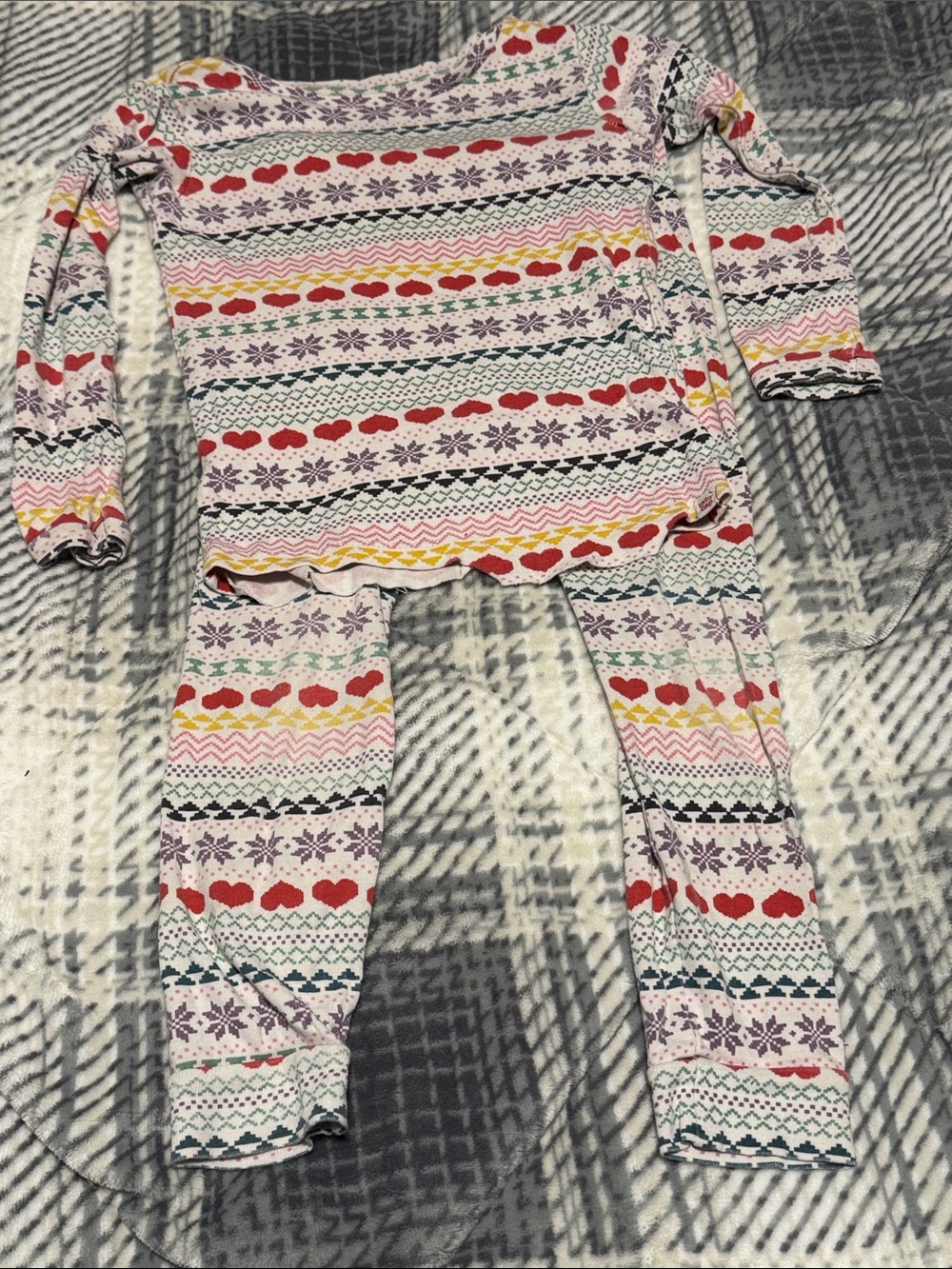 Kids Long Sleeve Pajama Set with Heart & Fair Isle Print - Christmas Winter